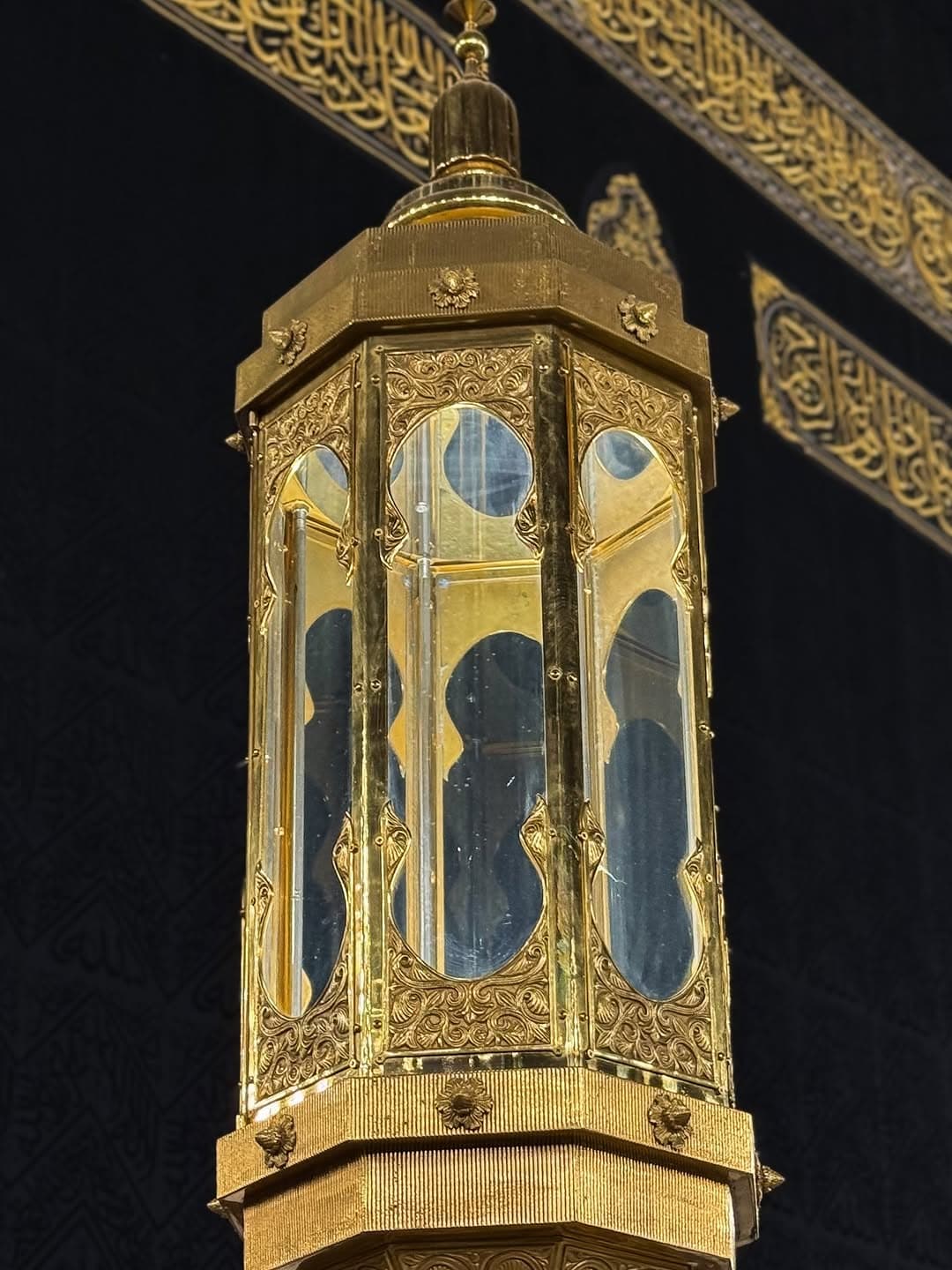 Zamzam water: betekenis, geschiedenis en etiquette